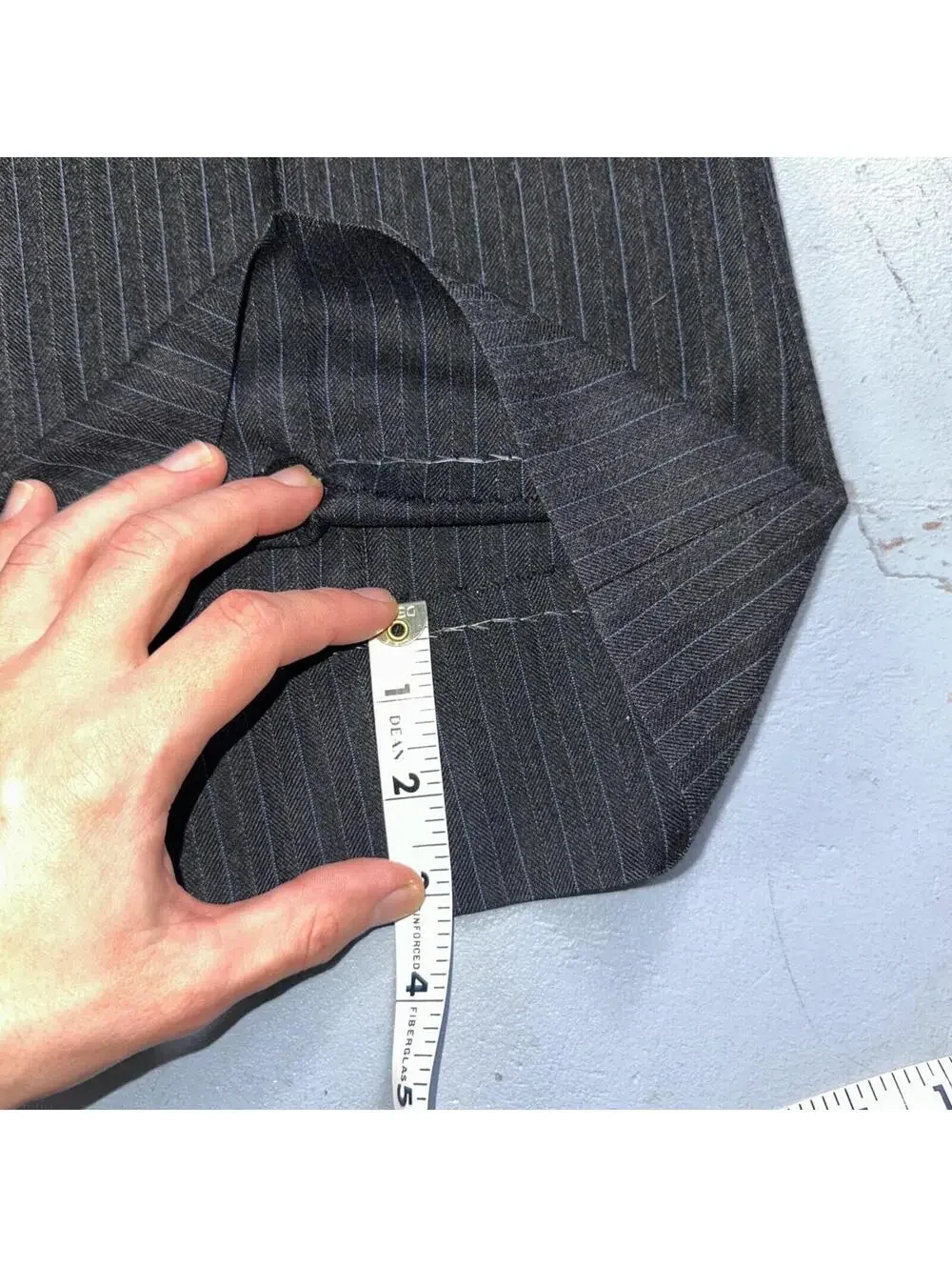 VTG Botany 500 Couture 42 USA MADE 2Pc Black/Gray Pinstriped Wool Suit